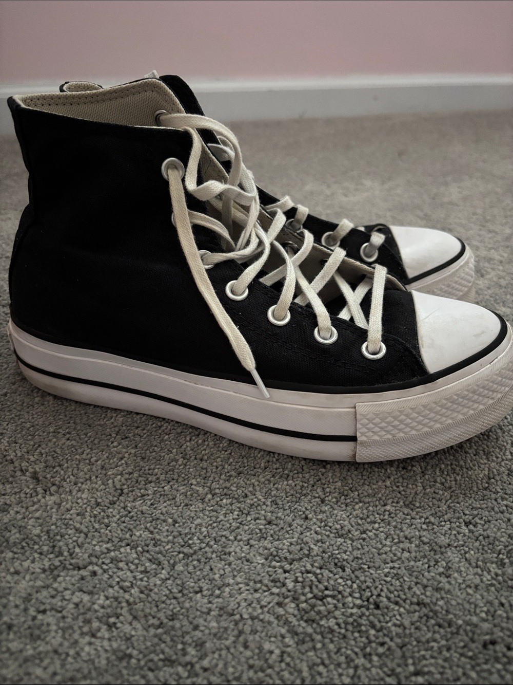 Women’s High Top Black Converse